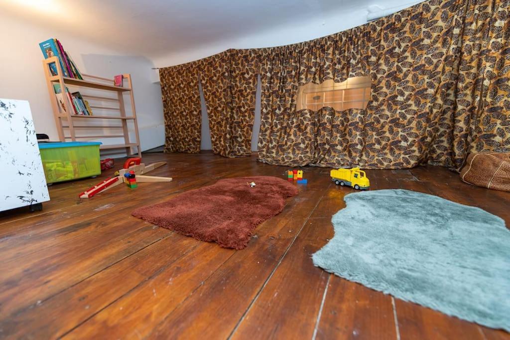 Anna-Maria : Grand Appartement 10 Personnes+Parking Prive -Actif+ Location- Marseilles Exterior foto